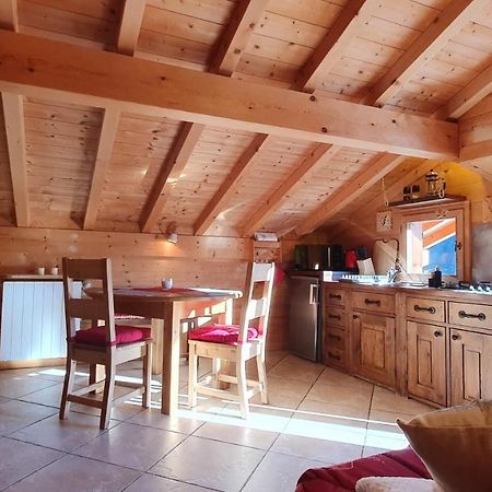 Bienvenue Dans Notre Chalet! Appartement Les Sitelles Le Grand-Bornand Buitenkant foto